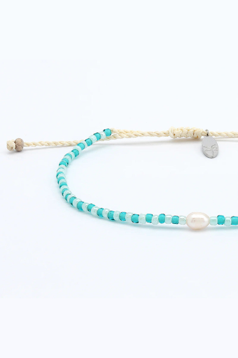 Mutiara Dainty Bracelet