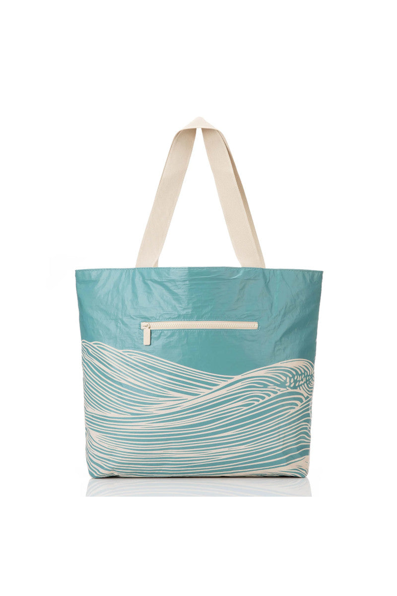 Sea Day Tripper