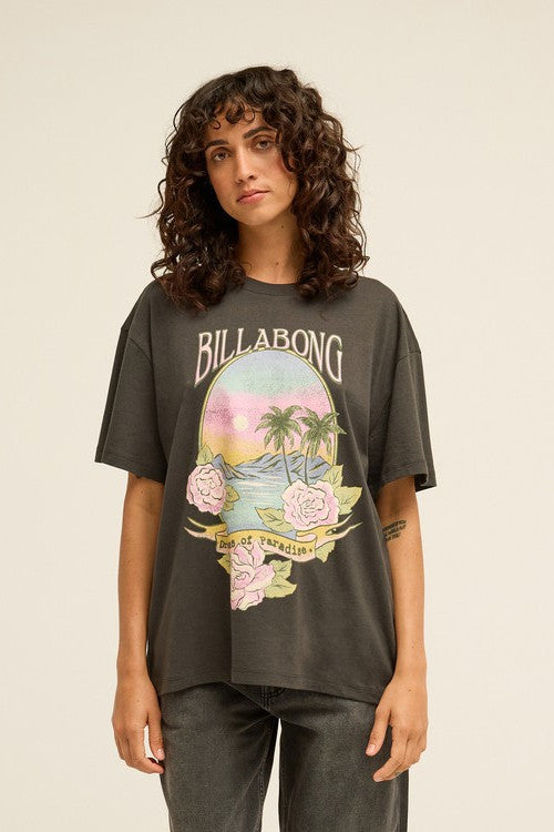 Dreamy Memories Tee