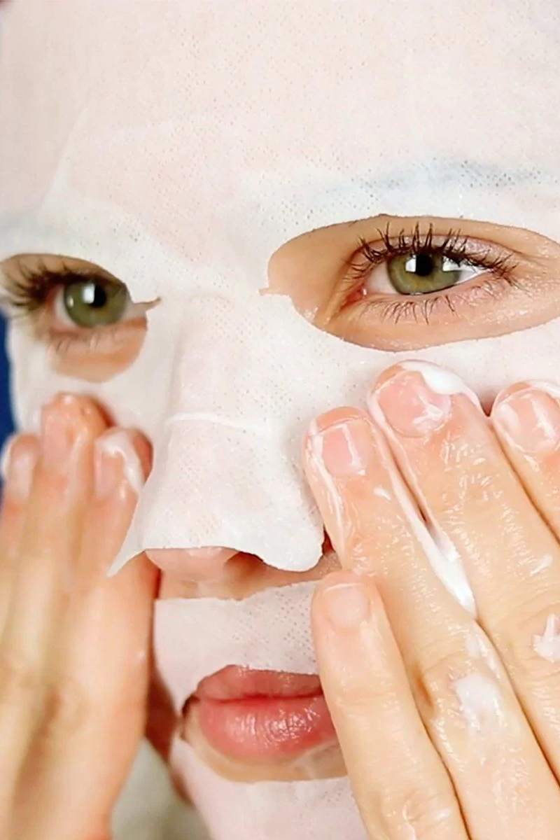 Moon Velvet Mask