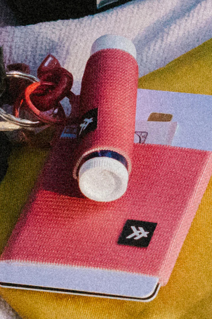 Thread 25 Lip Balm Holder