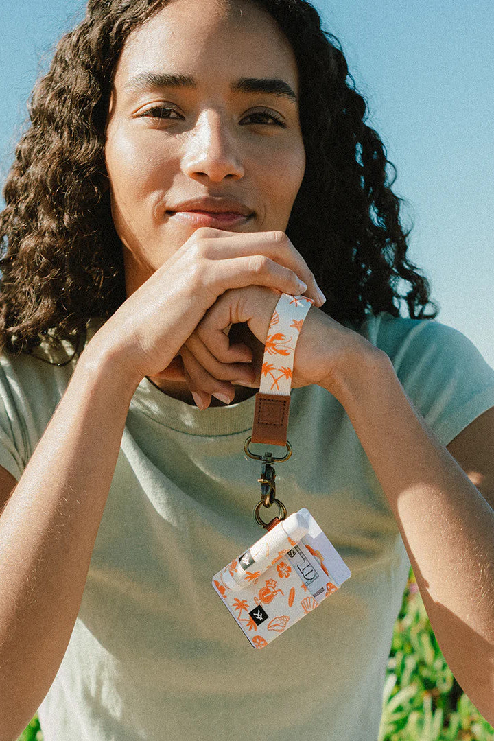 Thread 25 Lip Balm Holder