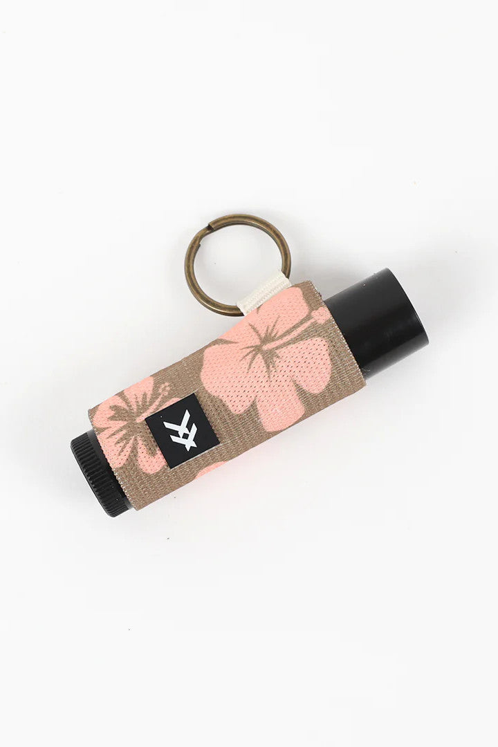 Thread 25 Lip Balm Holder