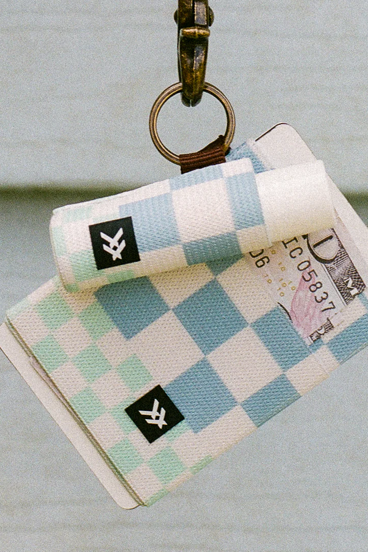 Thread 25 Lip Balm Holder