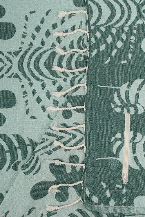 Sandcloud Lumen Zip Towel