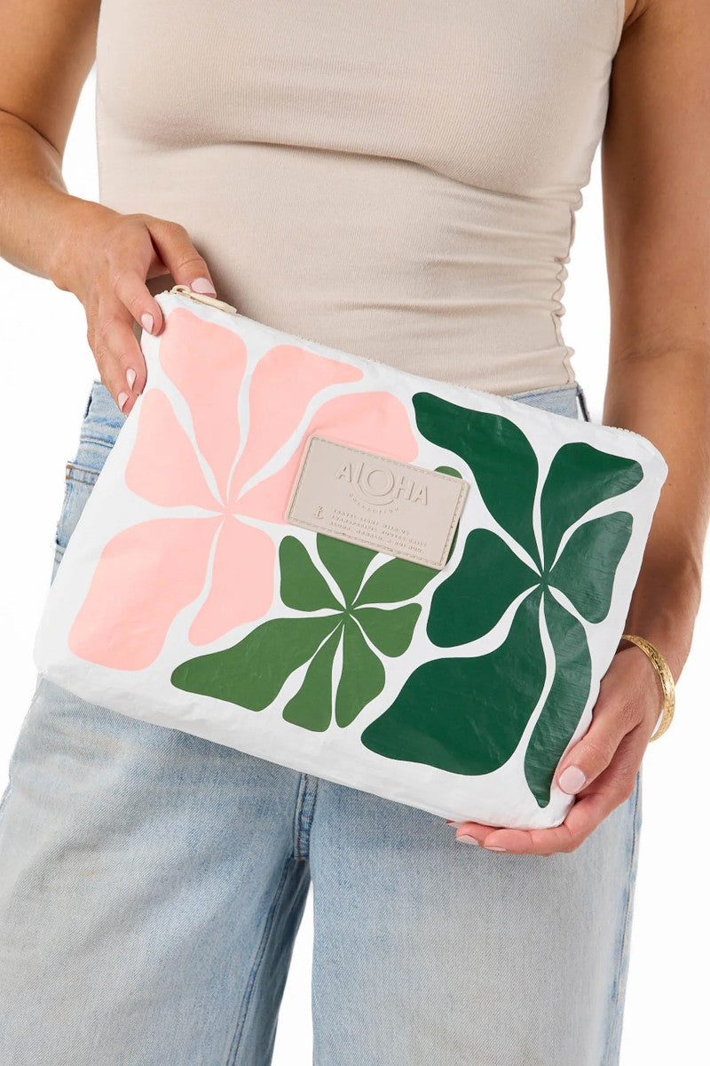 Wavy Mid Pouch