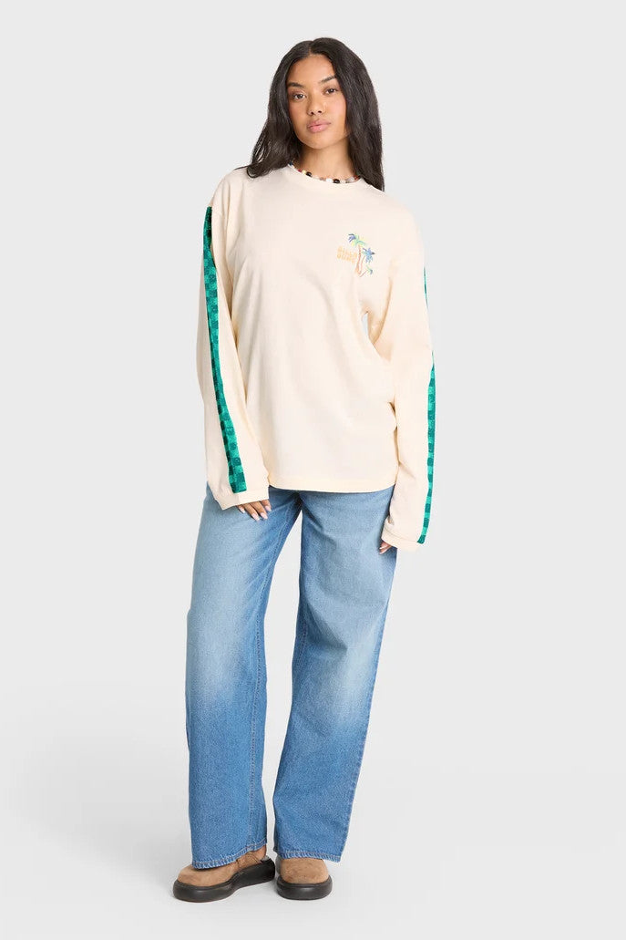 On Vacay L/S Tee