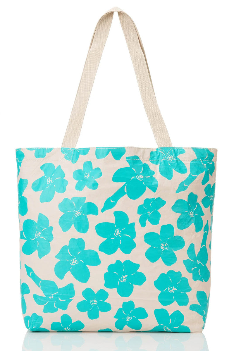 Puakenikeni Buds Reversible Tote