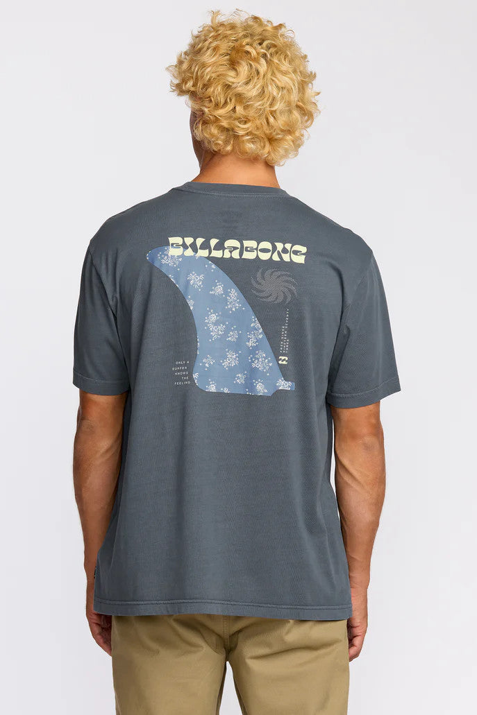 Single Fin Tee