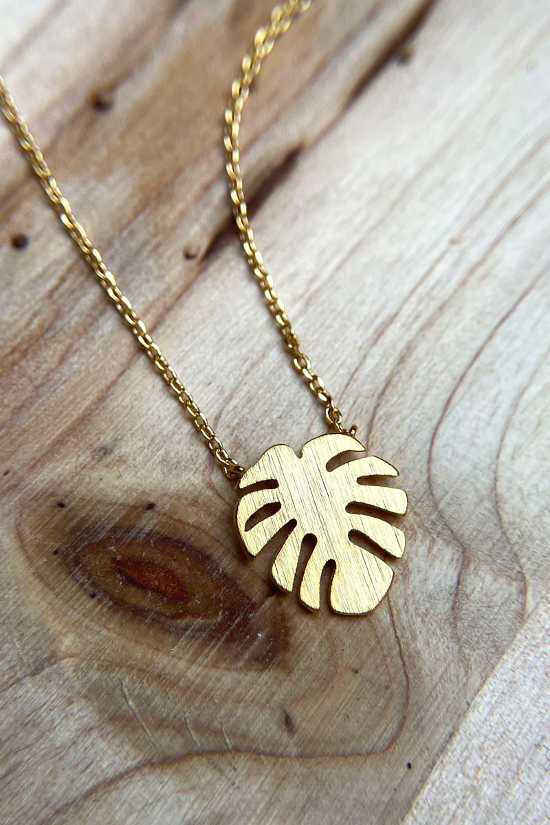 Palm Necklace